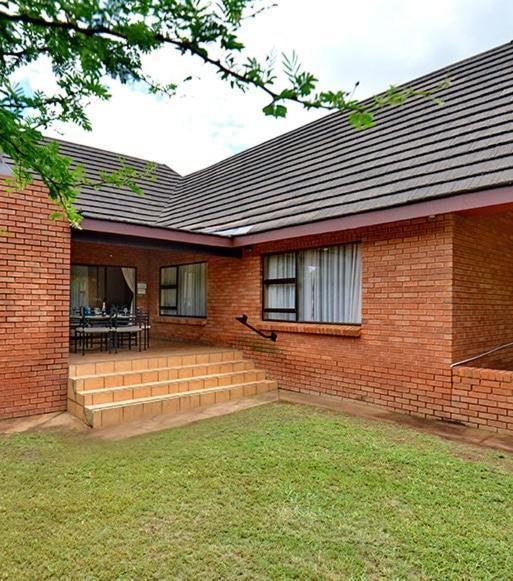 Monateng Safari Lodge Wallmannstal Zewnętrze zdjęcie